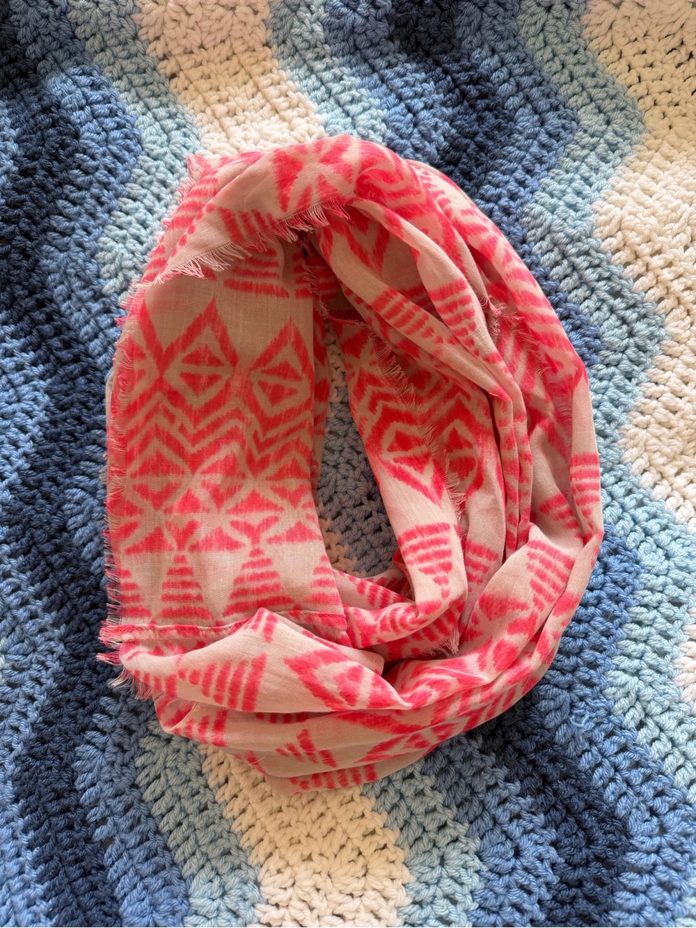 AE infinity scarf